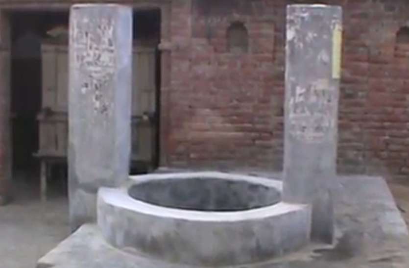Well बिस्तर से गायब बेटी की कुएं में मिली लाश, परिजनों ने कहा बेटी की हुई है हत्या