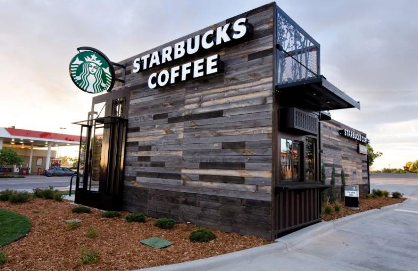 कुछ इस वजह से Starbucks ने बंद किए अपने 8,000 स्टोर्स,  कारण जानने के लिए देखें वीडियाे