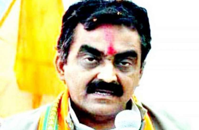 जनभावना कहती है कि कमलनाथ इस्तीफा दें भाजपा प्रदेश अध्यक्ष ने कहा, कांग्रेस का नैतिकता से कोई संबंध नहीं है, क्या है कारण..देखें वीडि़यो