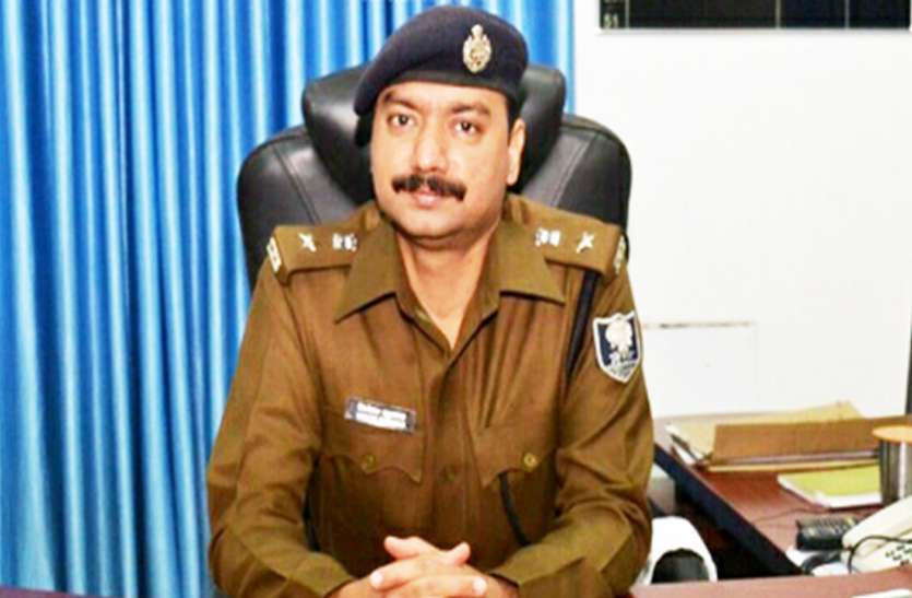 IPS Vivek Kumar's In-laws Inquiry On Third Day By Svu - आइपीएस विवेक ...