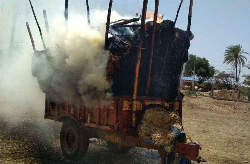 A big accident in the young man's sensation युवक की सूझबूझ से टला बड़ा हादसा