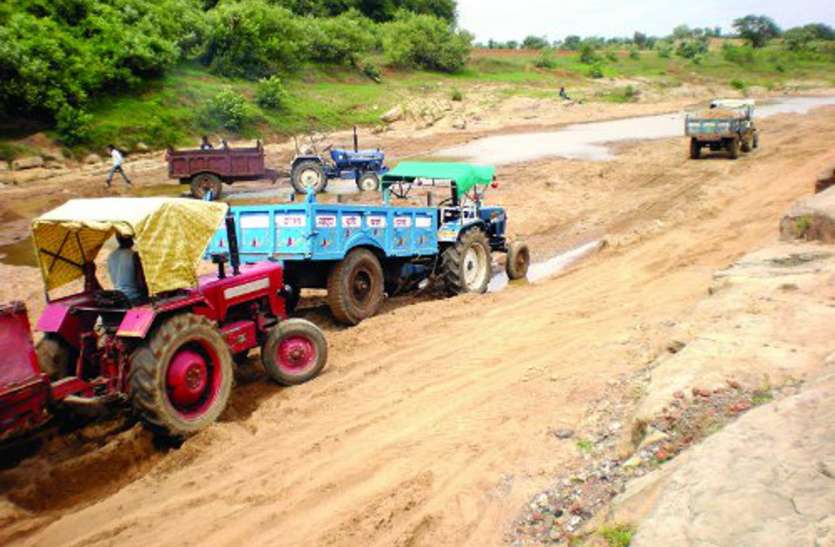 Awaiting new quarry policy नई खदान नीति का इंतजार