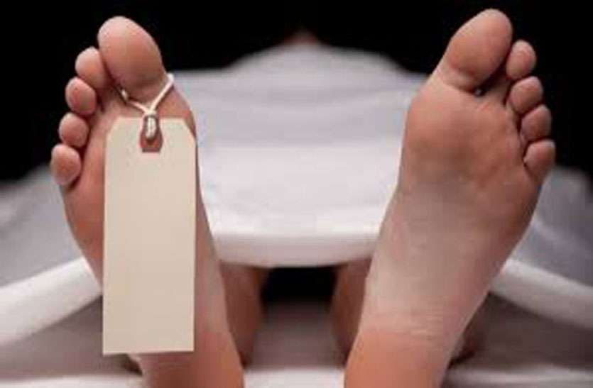 one person died in firing in jhansi तिलकोत्सव में फायरिंग से दुल्हन के चाचा की मौत