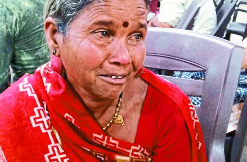 jansunwai ग्रामीण बोले- जनसुनवाई दिखावा, 5 माह बाद भी नहीं हटा अतिक्रमण