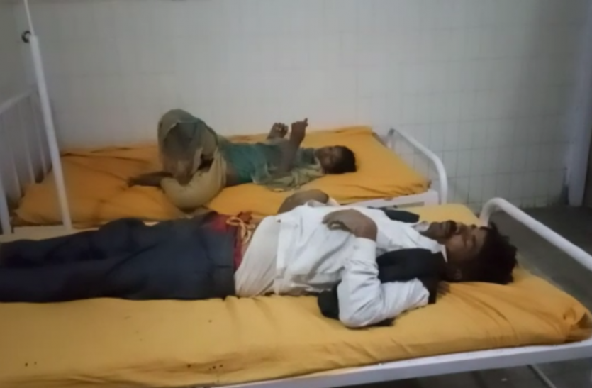 jhansi news श्रद्धालुओं से भरी ट्रैक्टर-ट्रॉली मालगाड़ी से टकराई, एक की मौत, कई जख्मी