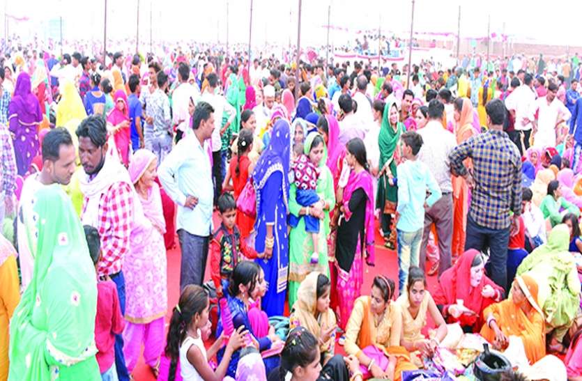 Mass Mariage सामूहिक विवाह सम्मेलनों का चलन बढ़ने से बच रहे है करोड़ो रूपये