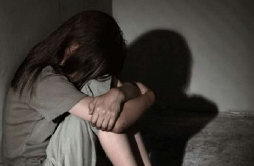 rape मदरसे में मिली 10 वर्षीय बच्ची के साथ दुष्कर्म, परीजनों ने मौलवी पर लगाए गंभीर आरोप