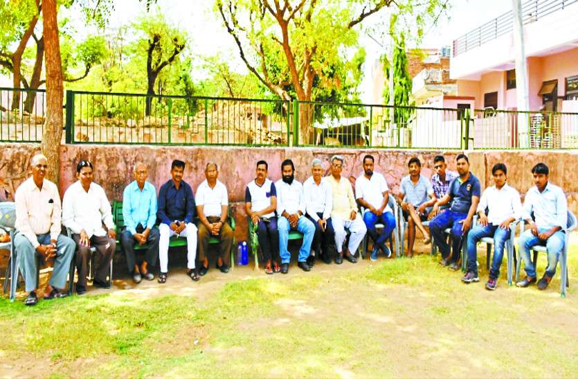 changemaker jagatpura स्वच्छ करे राजनीति अभियान के तहत लोगों ने राखी अपनी राय कहा स्थानीय को टिकट मिले, तो डवलप हो क्षेत्र