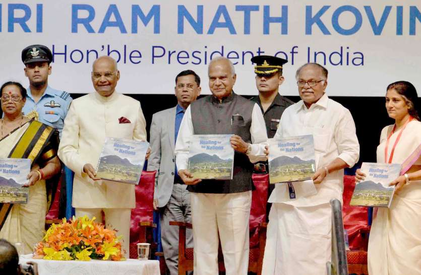 Chennai, Tamil Nadu, President, India, Ramnath Kovind, Doctors राष्ट्रपति रामनाथ कोविन्द ने चिकित्सा क्षेत्रों में पेशेवरों की भारी कमी पर चिंता जाहिर करते हुए इस अंतर को शीघ्र भरने पर जोर दिया है।