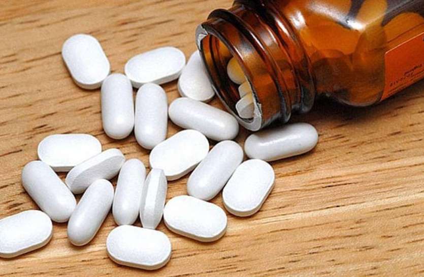 Always Keep These Medicines At Your Home - आप अपने घर में जरूर रखें ये  दवाइयां | Patrika News