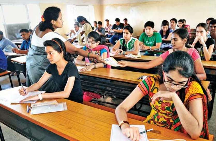 Tamil Nadu, 9054, NEET, examination, Velur, district वेलूर जिले में 9054 ने दी नीट परीक्षा