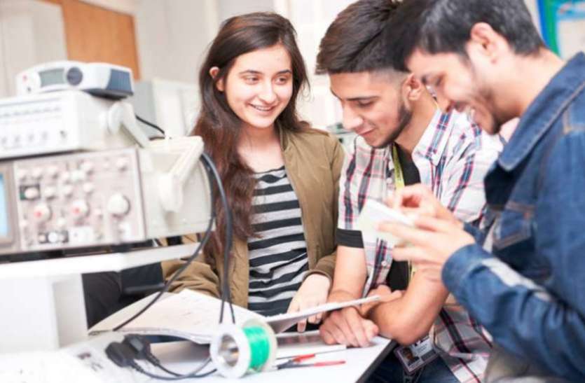 career courses,career tips in hindi,jobs in hindi,exam news in hindi,education tips in hindi, बढ़िया अपॉर्च्यूनिटीज के लिए करें जॉब ओरिएंटेड कोर्सेज, कमाएंगे अच्छा पैसा