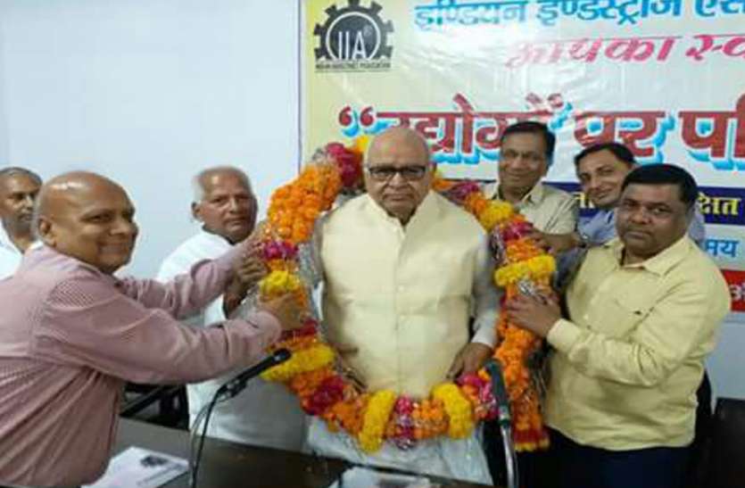 hriday narayan dikshit विस अध्यक्ष का बड़ा बयान- वोट के लिए बाबा साहेब को पोलिंग एजेंट बना दिया, देखें वीडियो