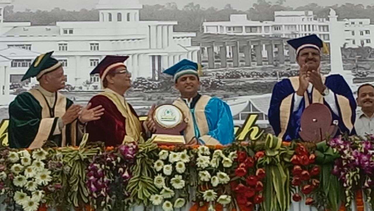 Akhilesh Yadav in Johar university