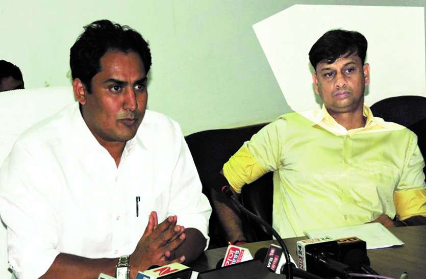 विकास यात्रा : इतने करोड़ का होगा लोकार्पण व भूमिपूजन, जानें विकास रथ से सीएम कब और कहां पहुंचेंग विकास यात्रा : इतने करोड़ का होगा लोकार्पण व भूमिपूजन, जानें विकास रथ से सीएम कब और कहां पहुंचेंग
