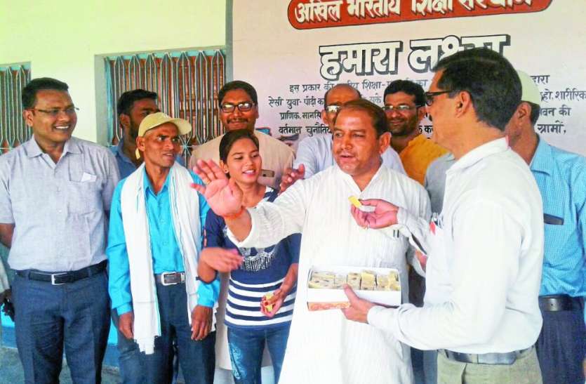 MP board result 10th and 12th merit List in Singrauli सिंगरौली जिले के तीन होनहार MP के टॉप टेन में, जानिए सफलता पर क्या बोले