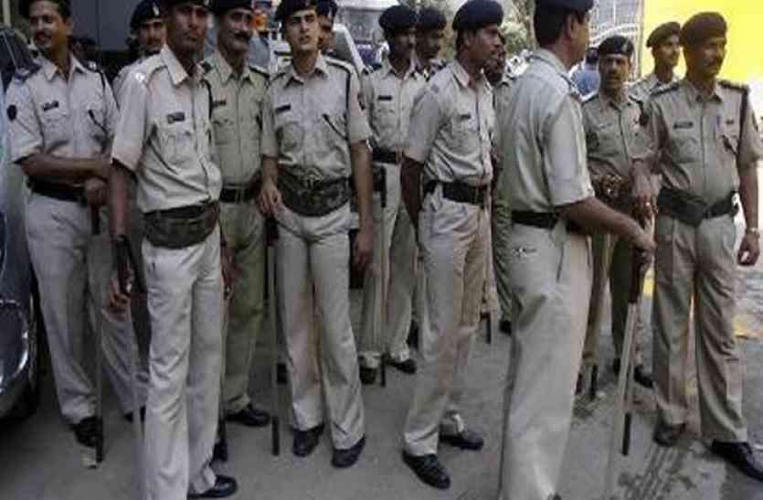two side violence in jaunpur 19 injured जौनपुर में पंचायत के बाद दो पक्षों में खूनी संघर्ष, 19 लोग घायल, फोर्स तैनात