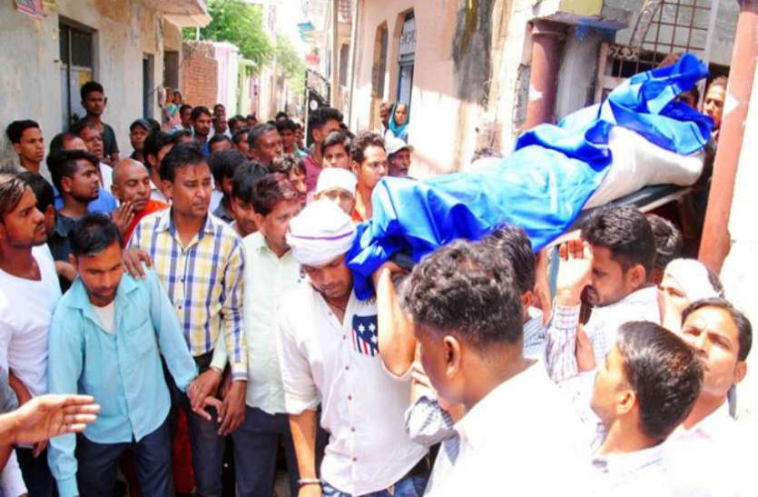 rajasthan latest news today - latest news in hindi 16 साल से नहीं हुई देखरेख तो पशु चिकित्सालय के भवन पर हुआ अतिक्रमण, न बैठते यहां कोई कोई चिकित्सक, न हीं मिलतीं दवा