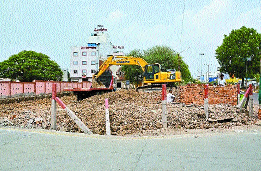 patrika यहां शॉपिंग कॉम्प्लेक्स का निर्माण शुरू, बनेंगे ४५ दुकान व ऑफिस चेंबर