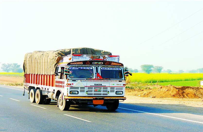 road 30 मिनट से अधिक गाड़ी रोकने पर होंगे सस्पेंड, जाने क्या है फरमान