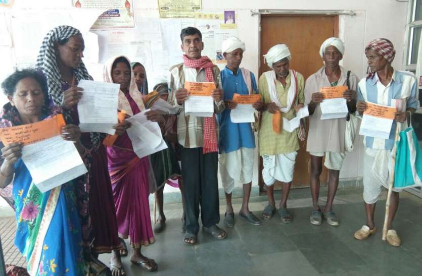 Kapiladhara Kupa and Mire Bandar did not break Musterol कपिलधारा कूप और मेड़ बंधान का नहीं हुआ मस्टररोल जारी
