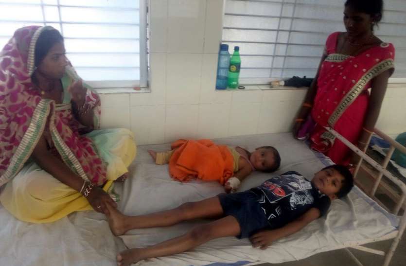 Bloody egg outbreak in children बच्चों में खूनी आंव का प्रकोप