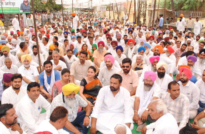 demonstration बंद नहरों को खोलने के आश्वासन पर किसान संगठनों का पड़ाव खत्म