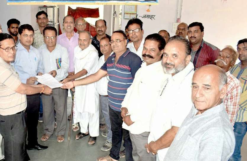 patrika भानपुरा को जिला बनाने को लेकर सौंपा ज्ञापन