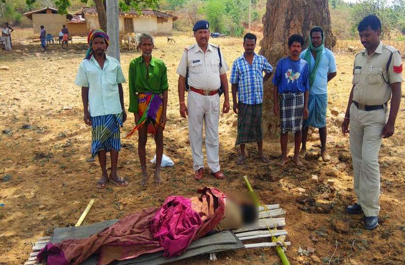 Murder Breaking : लाइट नहीं जल रही थी तो पहुंचा था पड़ोसी के घर, यहां खौफनाक नजारा देख उड़ गए होश