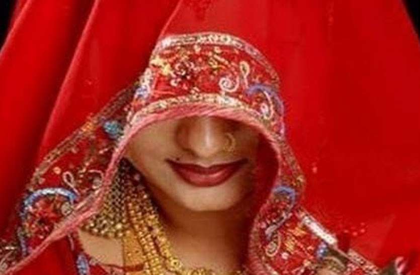 woman इस महीनें में रजस्वला स्त्री से बनाए दूरिया, नहीं तो हो सकता है ये....
