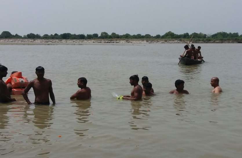 Death of a young man drowned in Sarayu river अयोध्या : लगातार हो रहे हादसों की कड़ी में एक और हादसा सरयू की लहरों में डूबा युवक