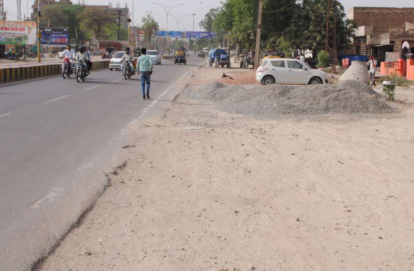 service road 'कागजी नियमों' में उलझी सर्विस रोड, न्यास ने मांगी एनओसी, वन विभाग की टालमटोल