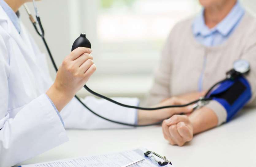 Increasing patients of blood pressure, diabetes in early age,hypertension treatment,hypertension symptoms,high blood pressure diet menu,high blood pressure treatment at home,home remedies for high blood pressure that really works,diabetes remedies,diabetes remedies in hindi,diabetes remedies in ayurveda,ayurvedic medicine for diabetes in hindi,diabetes medicine names with price india,bp medicine ,bp and diabetes,new research on diabetes type 2,Jabalpur,top doctors in india, health alert ब्लड प्रेशर के बढ़ रहे मरीज, कम उम्र में हो रही डायबिटीज