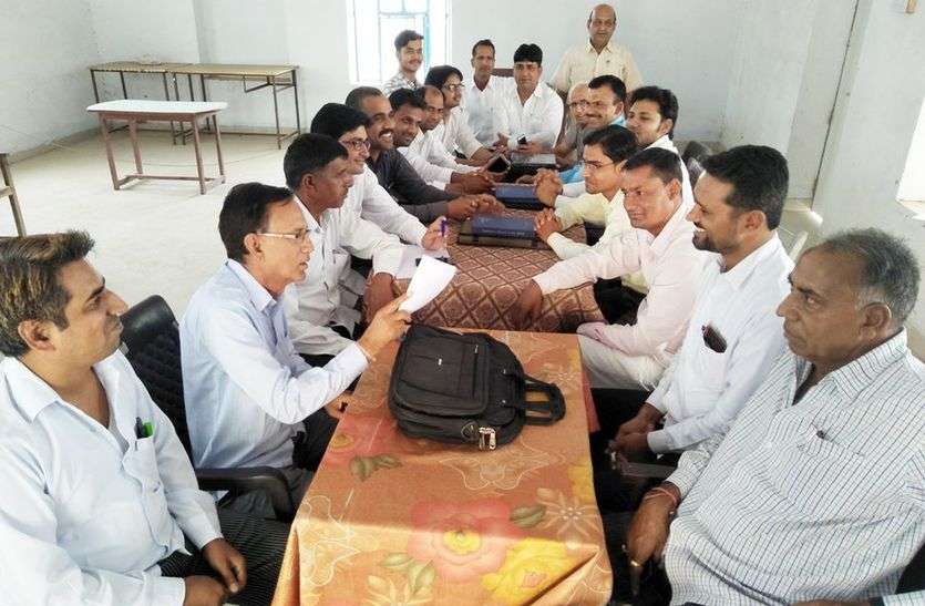 Changemaker news #Changemaker देशहित व लोकतंत्र की रक्षा के लिए राजनीति को स्वच्छ करना जरूरी