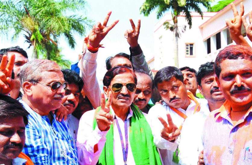 इस बार कलघटगी के मतदाताओं ने दिया भाजपा का साथ इस बार कलघटगी के मतदाताओं ने दिया भाजपा का साथ