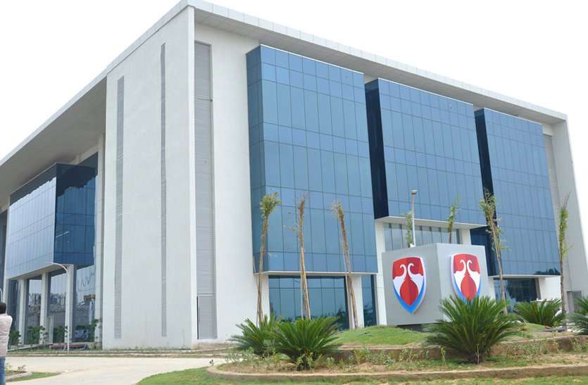 bennett University मेरिट में आने वाले स्टूडेंट्स को 100% तक स्कॉलरशिप देगी ये यूनिवर्सिटी