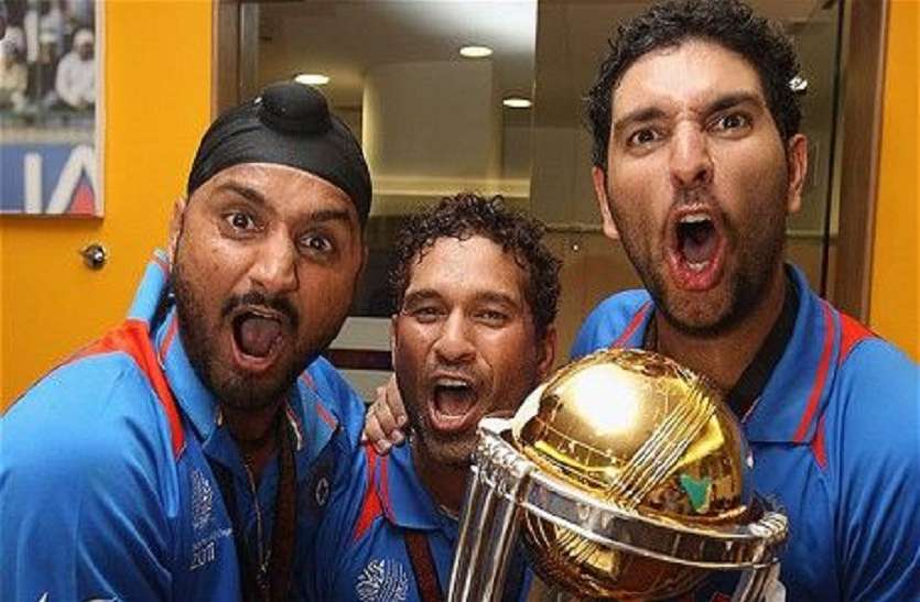 BCCI इस भारतीय दिग्गज ने किया डे-नाइट टेस्ट का समर्थन, बीसीसीआई और पूर्व खिलाड़ी नाराज़