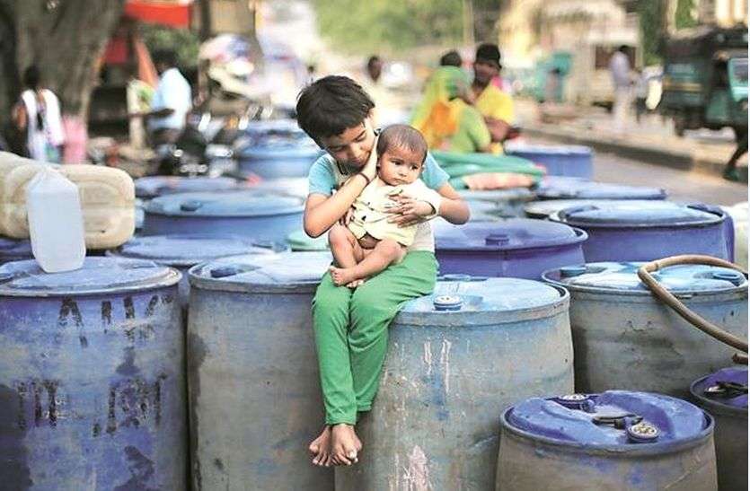 drinking water problem in 650 village of sikar 650 से अधिक गांवों में पानी की भयंकर किल्लत, लोगों में मची त्राहि-त्राहि