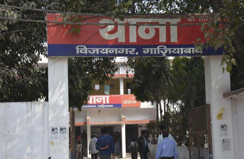 vijy nagar पुलिस की नाक के नीचे हो रहा था ये अवैध धंधा, कप्तान को हुई जानकारी तो मचा हड़कंप