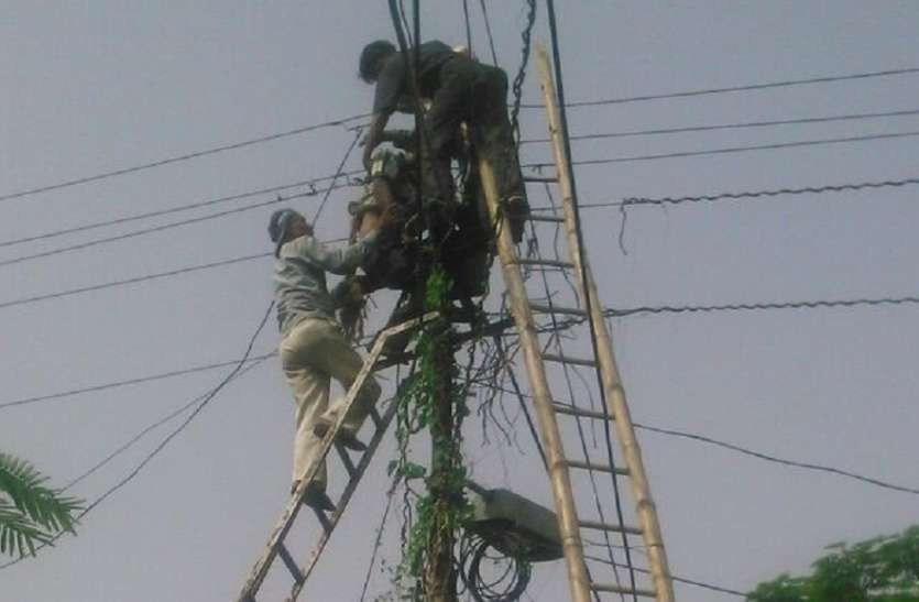 kesco, UPPCL, power cut, no triping zone, kanpur power supply, principal secretary, allok kumar, kesco chief engineer R S yadav, hindi news, kanpur news कानपुर को बिजली कटौती से मिली निजात, पांच अन्य शहर भी खुश
