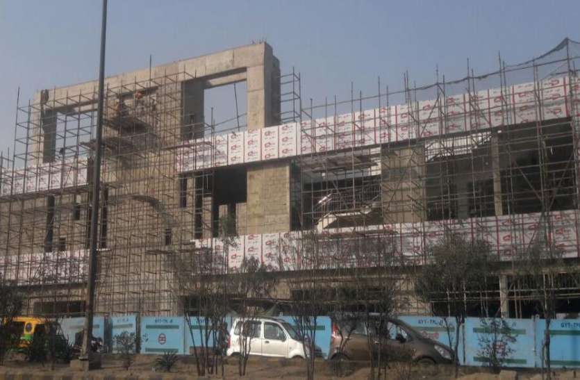 ghaziabad news इम्पैक्ट: वाराणसी में दर्दनाक हादसे के बाद हरकत में आर्इ डीएमआरसी, सुधारी ये गलती