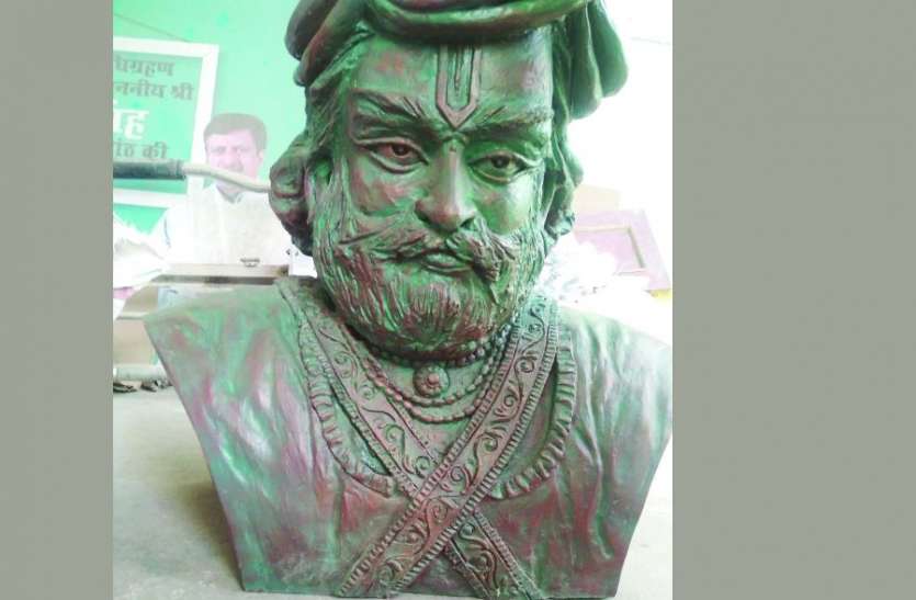 Thakur ranmat singh mankahari गृहमंत्री राजनाथ सिंह 20 को एमपी आएंगे इनकी प्रतिमा का लोकार्पण करने, अब इसी प्रतिमा पर राजनीति
