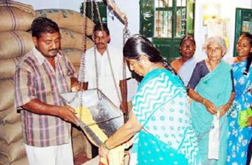 sarkari rashan ghotala in hindi गरीबों के राशन में हर महीने हो रहा लगभग 1,16,74,000 करोड़ का घोटाला !