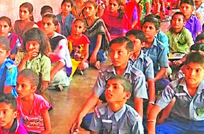 Scout Guide Skills Development Camp,Kids Make self-supporting स्काउट गाइड कौशल विकास शिविर बच्चों को स्वावलम्बी बनाने में सहायक