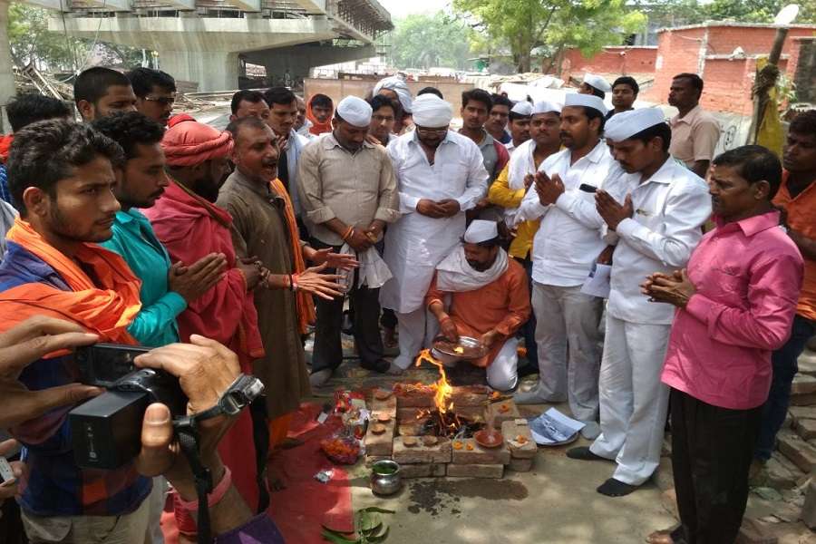 कांग्रेस सेवादल का हवन पूजन