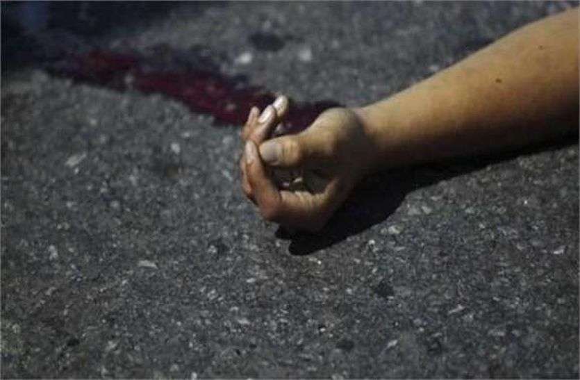 son died in road accident in sikar अपनी मां को लेने ननिहाल आया हुआ था लेकिन घर लौटी बेटे की लाश, देखते ही परिवार में मचा कोहराम