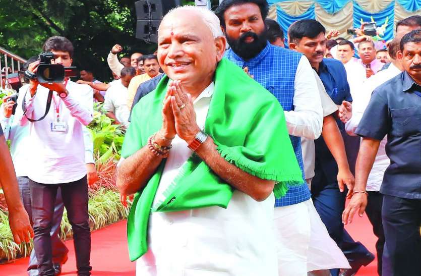 BS Yeddyurappa विपक्ष ने विधायकों को रखा है नजरबंद : येड्डियूरप्पा