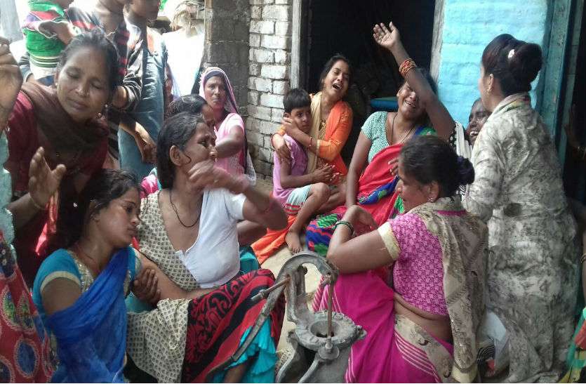 accident दर्शन के लिए पूर्णागिरि जा रहे श्रद्धालुओं के जत्थे को अनियंत्रित डंपर ने रौंदा, 10 की मौत, 20 घायल