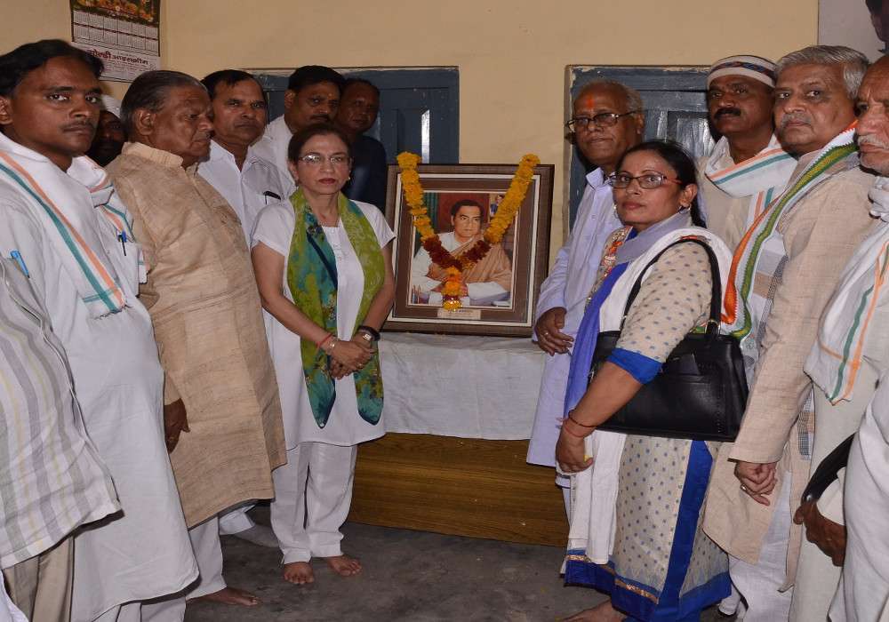On sacrifice day of Rajiv Gandhi On sacrifice day of Rajiv Gandhi