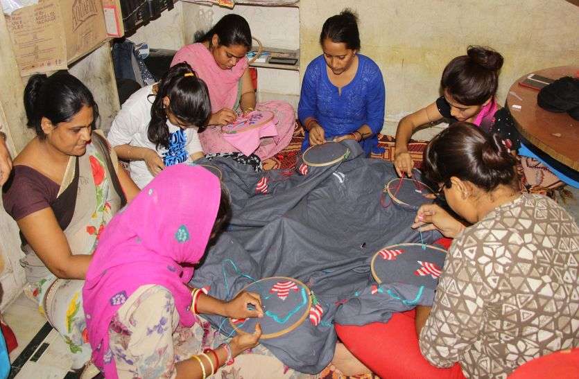 Jodhpur's Daughters' Hands-on Skills Will Shine In The International अंतरराष्ट्रीय बाजार में चमक बिखेरेगा जोधपुर की बेटियों का 'हुनर'